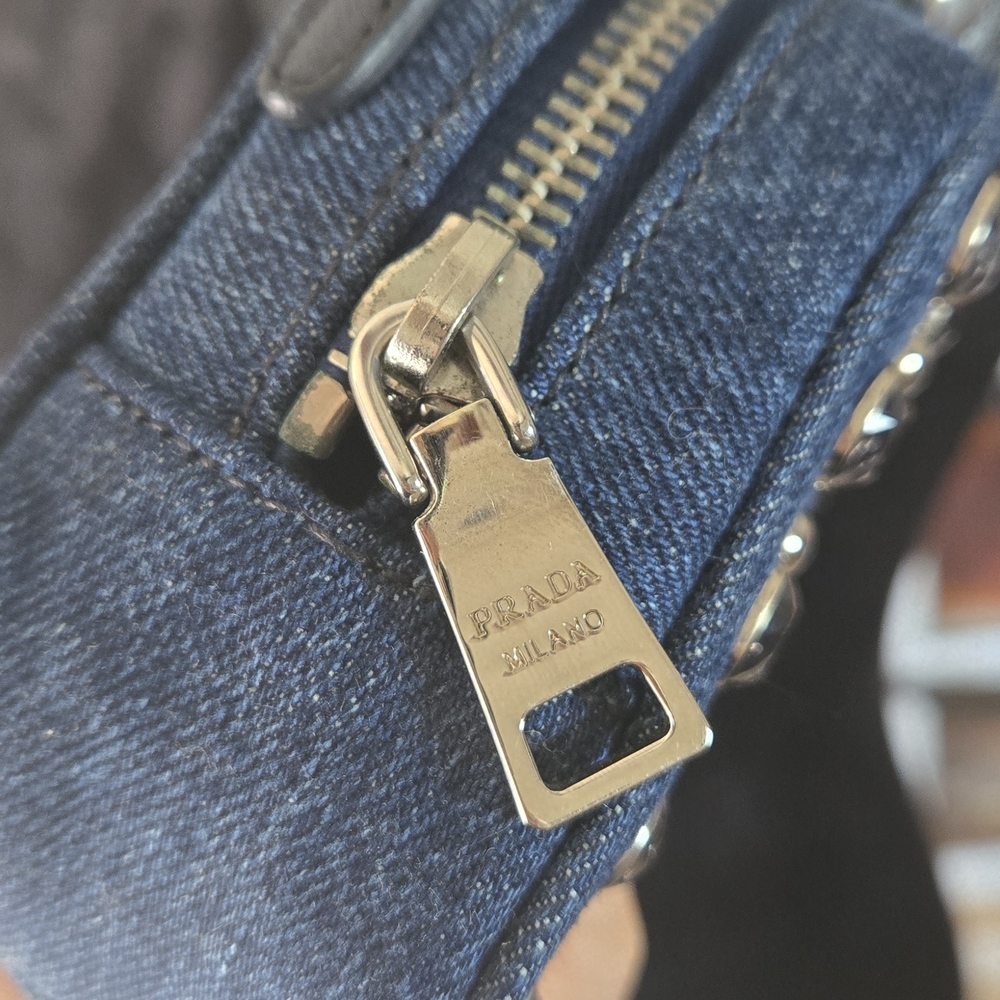 Prada Denim crossbody with embellishments - Picture 4 of 6